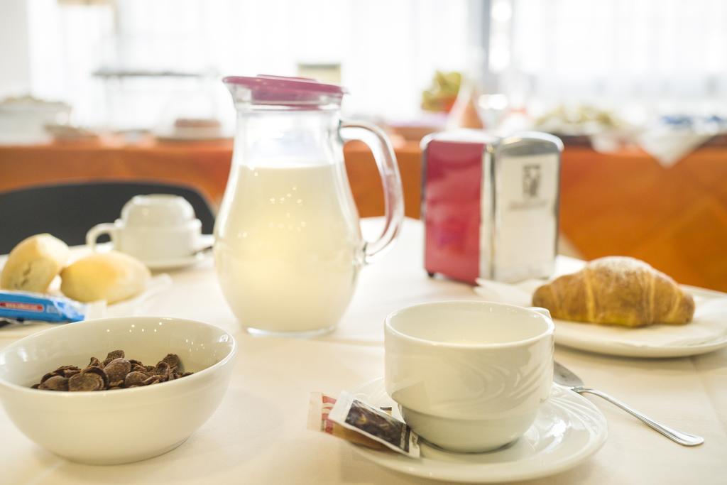 Hotel Sharing Turin Ngoại thất bức ảnh
